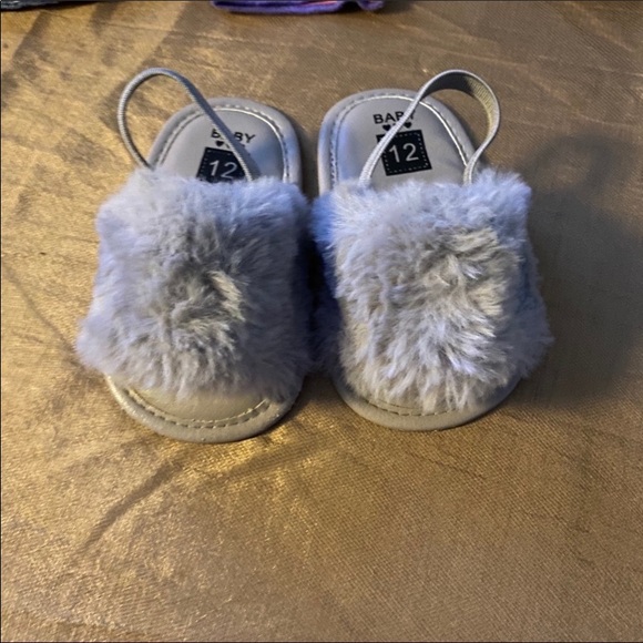 2 pairs of Infant furry slide(s) Tan & Gray - Picture 2 of 2